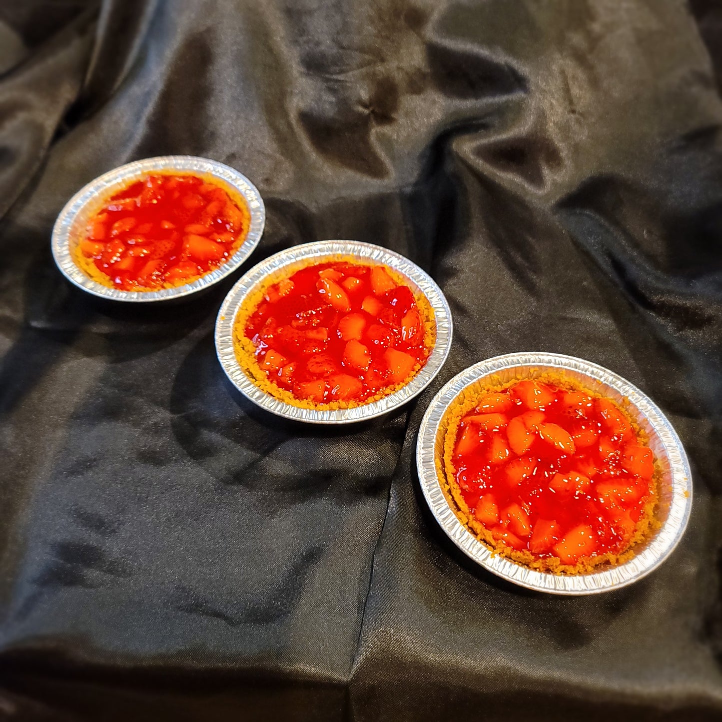 Mini Strawberry Cheesecakes